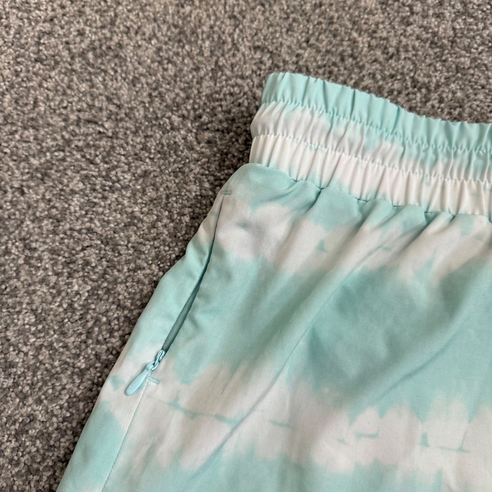 Lorna Jane Uniquely Mint Green Tie Dye Running Shorts Medium Side Zip Pocket - Picture 4 of 10
